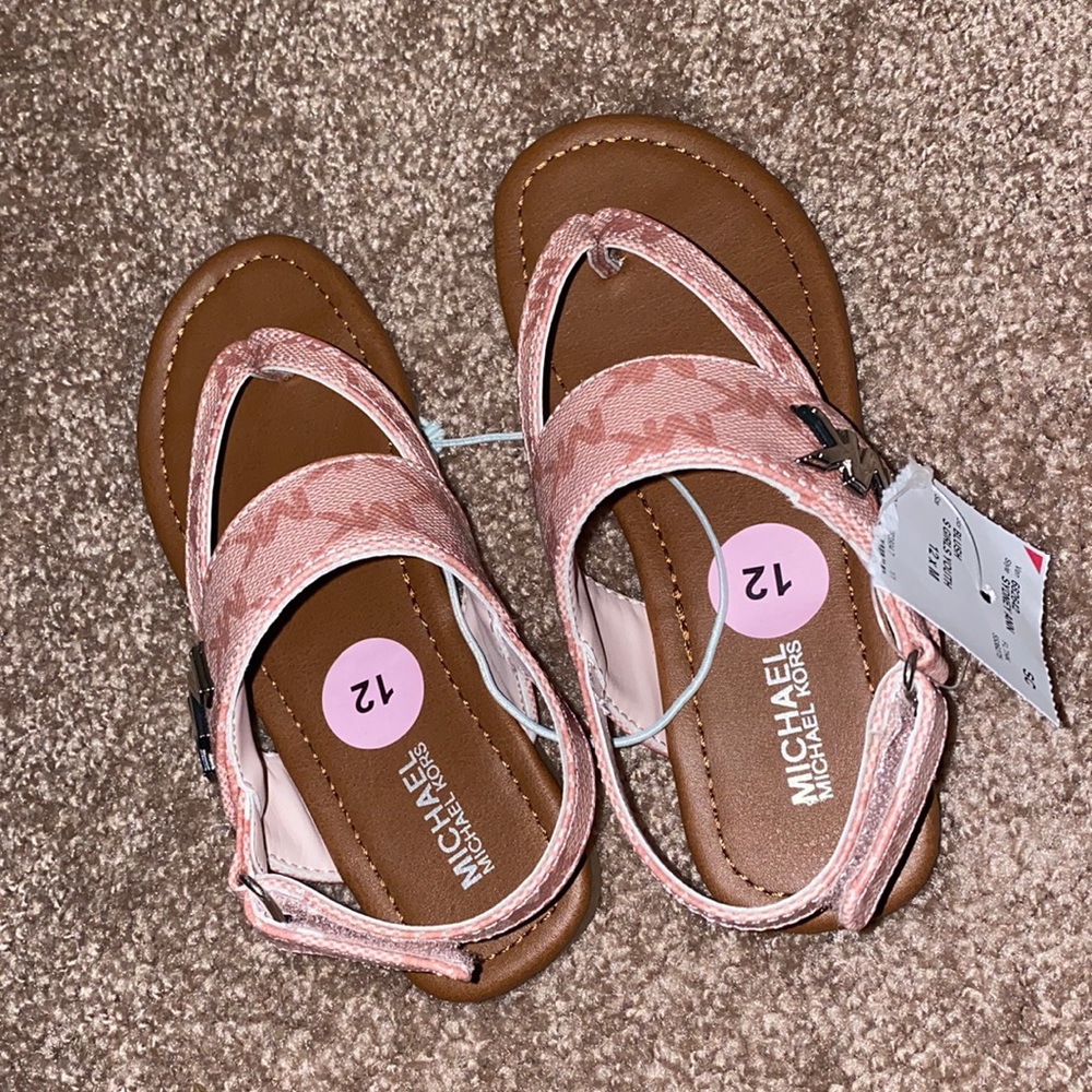 NWT! Pink Michael Kors youth sandal